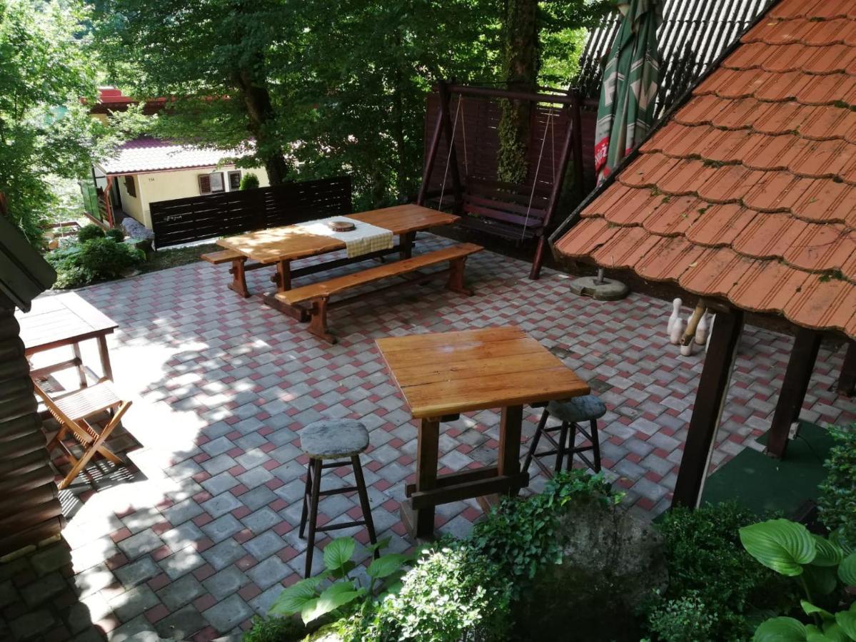 Holiday Home Mreznica Gornji Zvecaj Екстер'єр фото