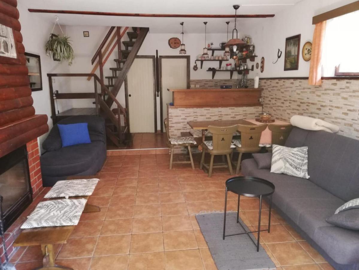 Holiday Home Mreznica Gornji Zvecaj Екстер'єр фото