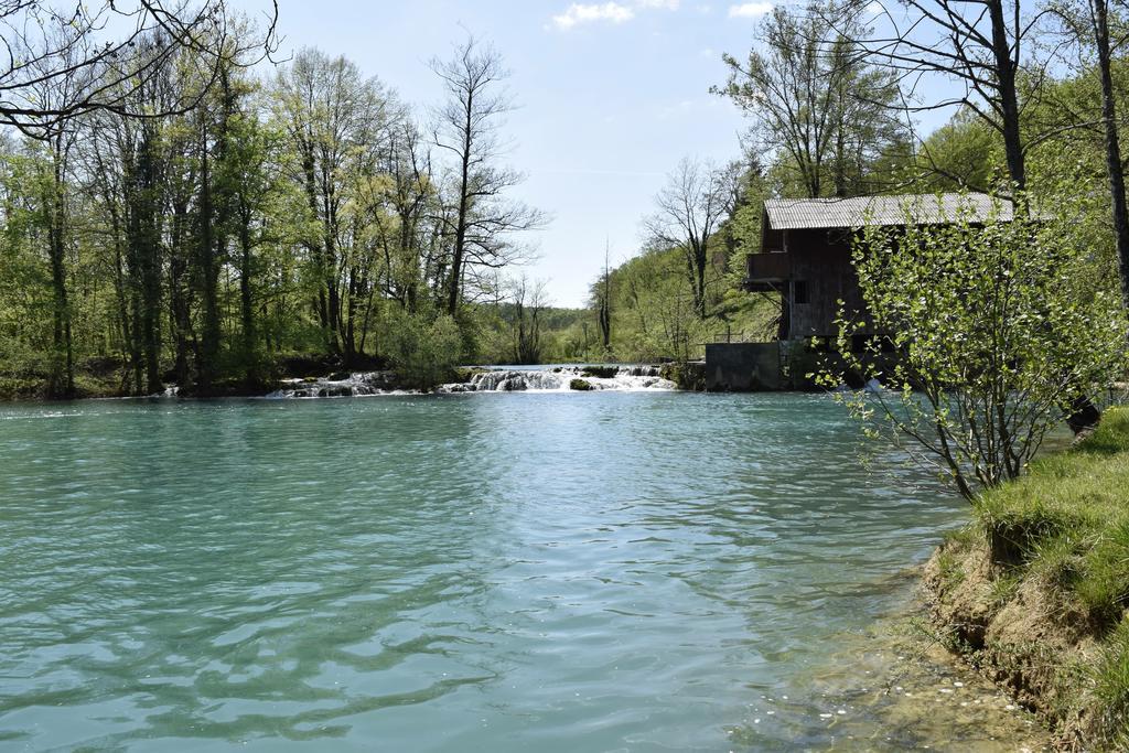 Holiday Home Mreznica Gornji Zvecaj Екстер'єр фото